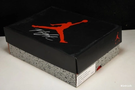 AJ4-1043530 4 Air Jordan 1029